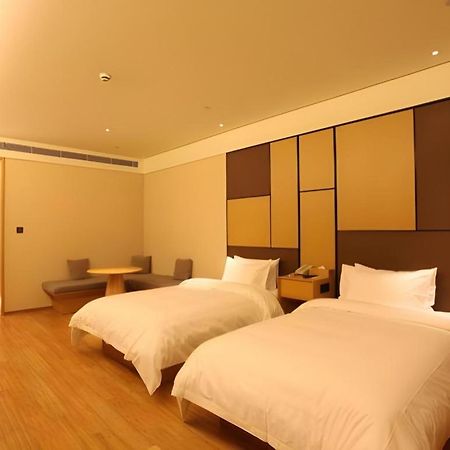 Ji Hotel Shanghai The Bund Tiantong Road Exterior foto
