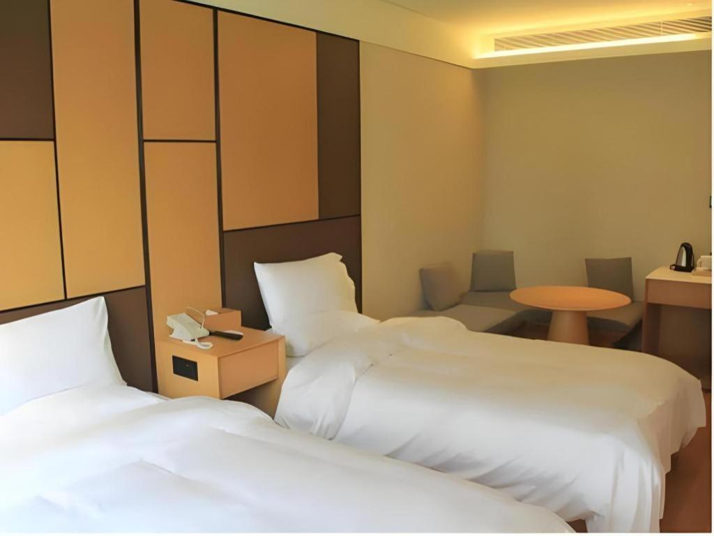Ji Hotel Shanghai The Bund Tiantong Road Exterior foto