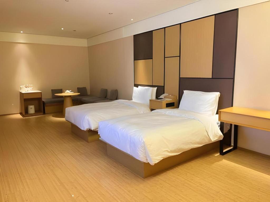 Ji Hotel Shanghai The Bund Tiantong Road Exterior foto