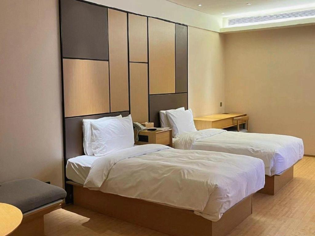 Ji Hotel Shanghai The Bund Tiantong Road Exterior foto
