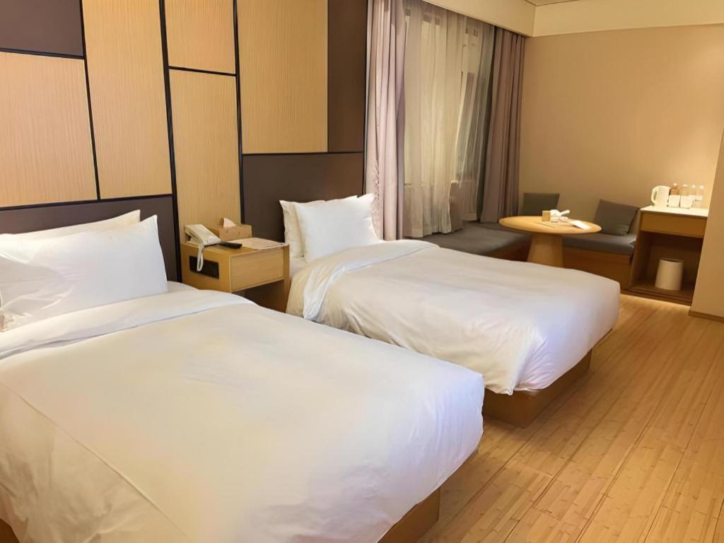 Ji Hotel Shanghai The Bund Tiantong Road Exterior foto
