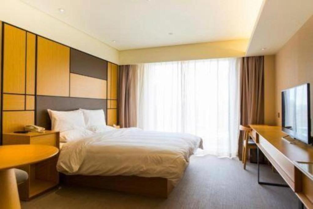 Ji Hotel Shanghai The Bund Tiantong Road Exterior foto