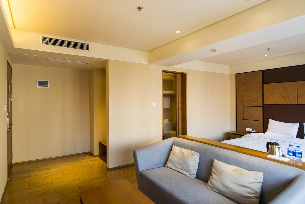 Ji Hotel Shanghai The Bund Tiantong Road Exterior foto